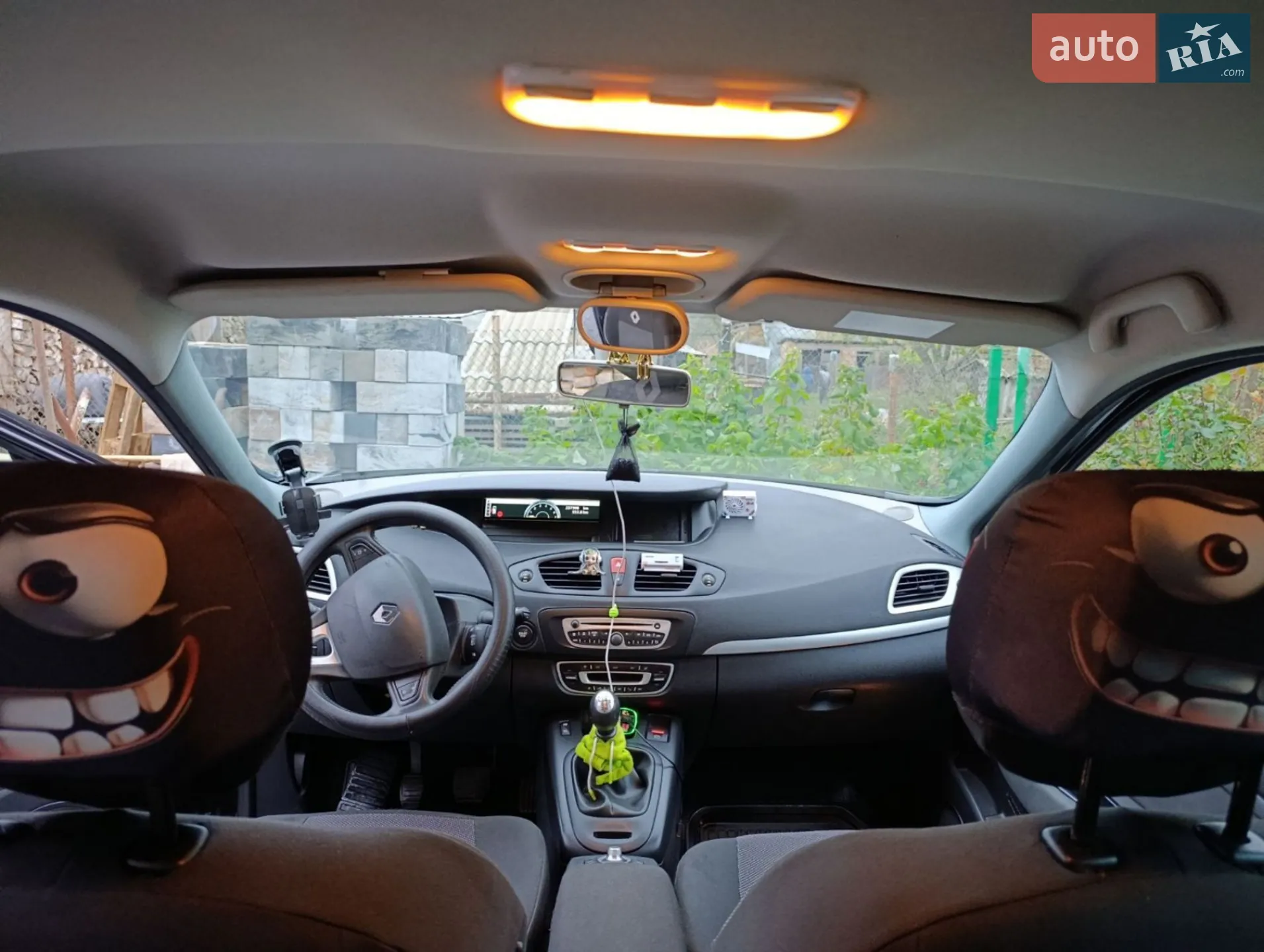 2010 Renault Scenic - мініатюра 13