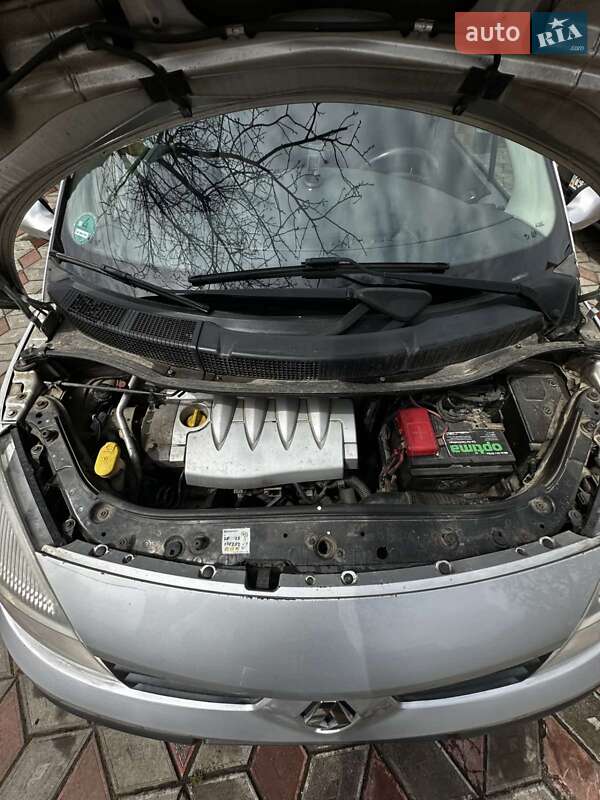 Минивэн Renault Scenic 2005 в Черновцах