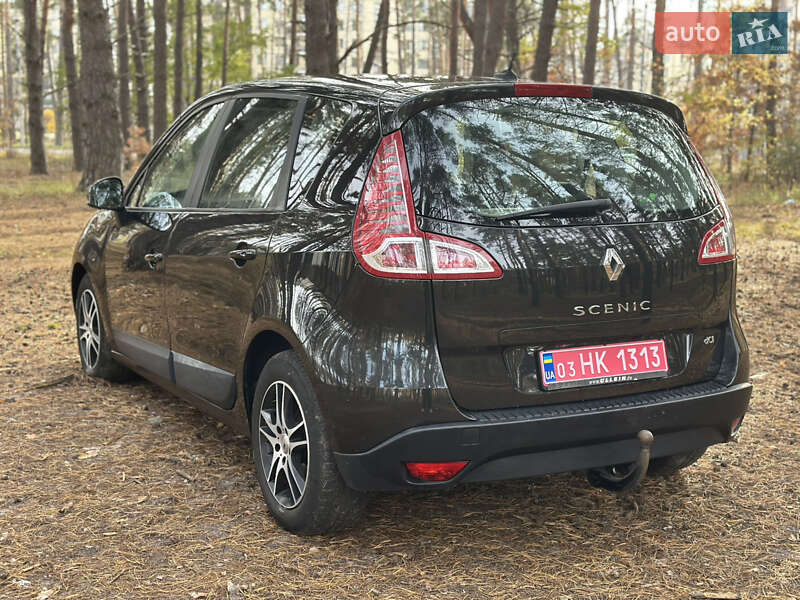 Минивэн Renault Scenic 2010 в Киеве
