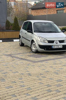 Минивэн Renault Scenic 2004 в Волочиске