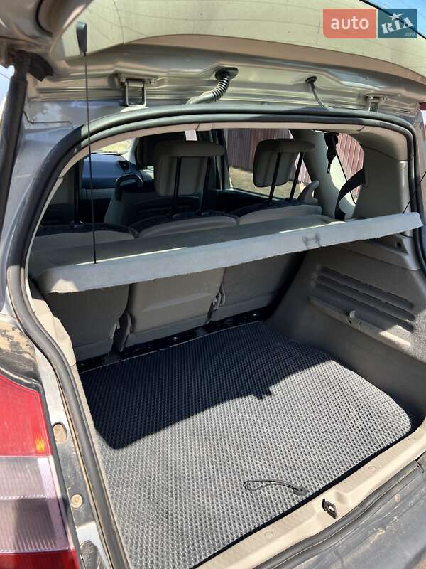 Мінівен Renault Scenic 2003 в Олександрії фото 7 Мінівен Renault Scenic 2003 в Олександрії