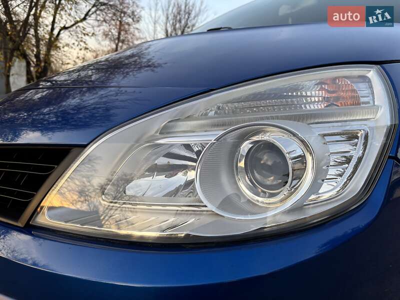 Минивэн Renault Scenic 2007 в Умани фото 6 Минивэн Renault Scenic 2007 в Умани