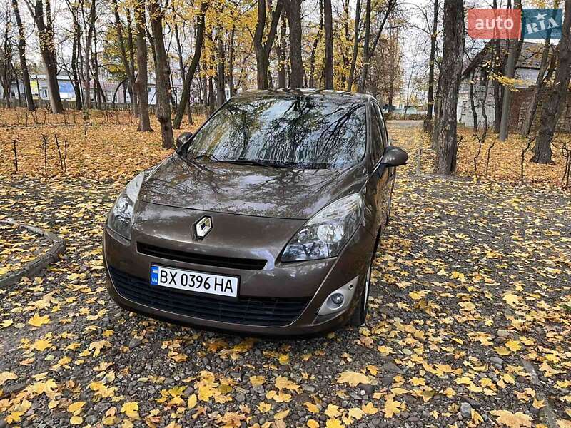 Минивэн Renault Scenic 2011 в Черновцах фото 11 Минивэн Renault Scenic 2011 в Черновцах