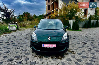 Мінівен Renault Scenic 2009 в Рівному