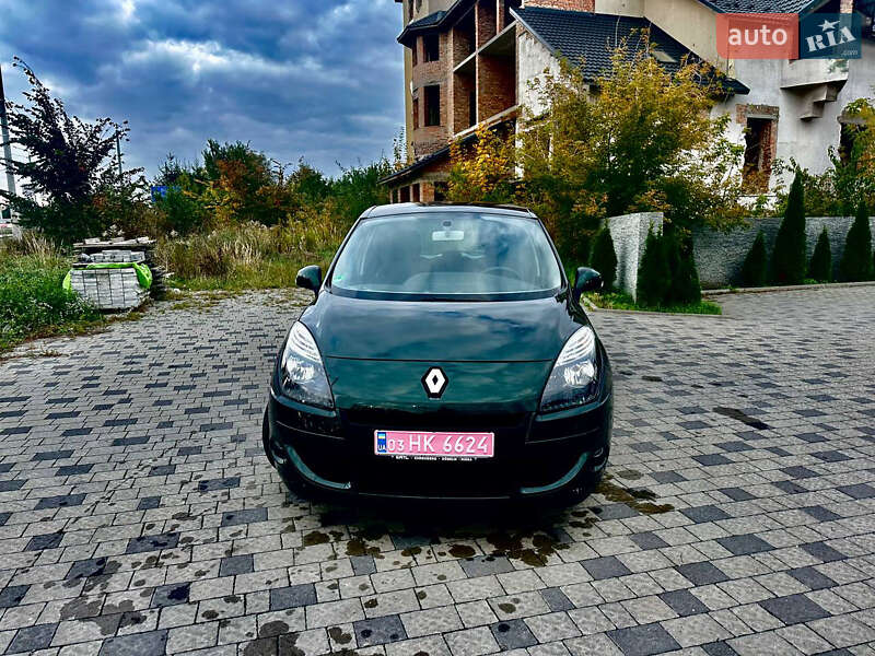 Минивэн Renault Scenic 2009 в Ровно