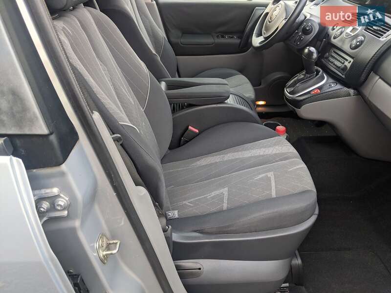 Минивэн Renault Scenic 2004 в Ковеле