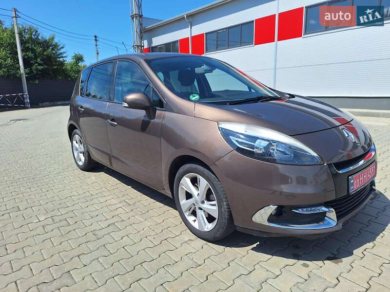 Мінівен Renault Scenic 2013 в Нововолинську