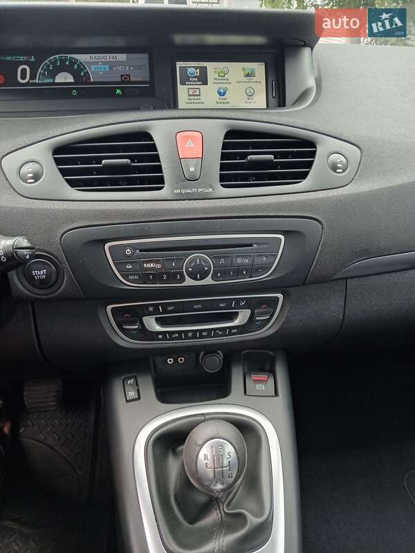 Мінівен Renault Scenic 2011 в Дніпрі