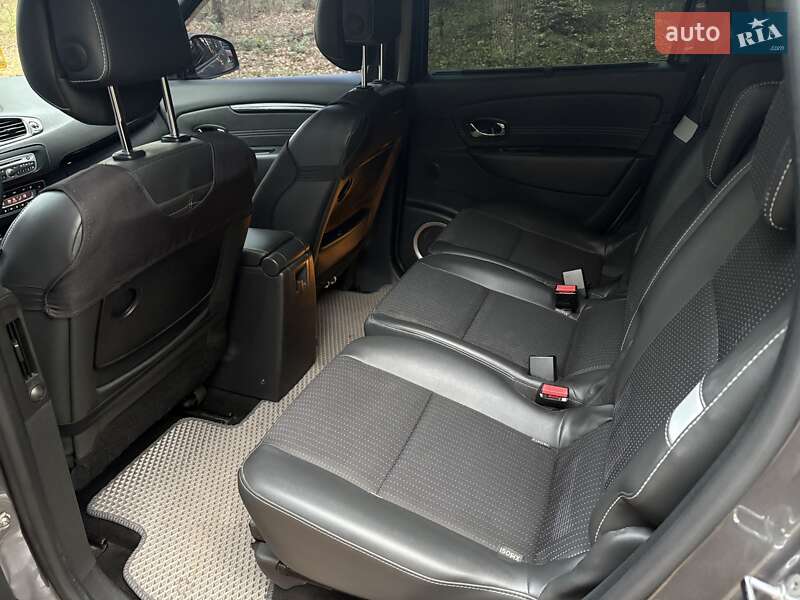 Мінівен Renault Scenic 2012 в Ніжині