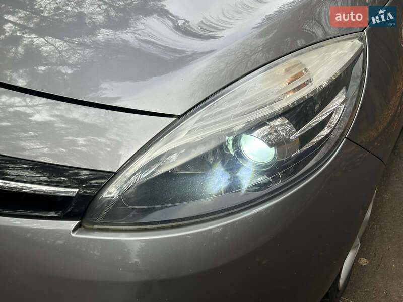 Мінівен Renault Scenic 2015 в Львові
