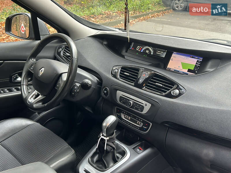 Мінівен Renault Scenic 2015 в Львові