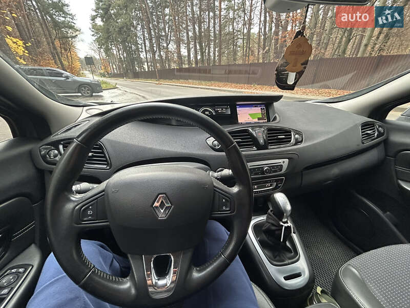 Мінівен Renault Scenic 2015 в Львові