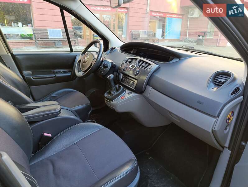 Минивэн Renault Scenic 2005 в Луцке фото 8 Минивэн Renault Scenic 2005 в Луцке