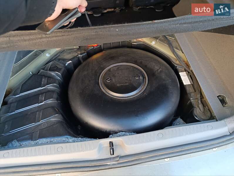 Минивэн Renault Scenic 2005 в Луцке фото 15 Минивэн Renault Scenic 2005 в Луцке