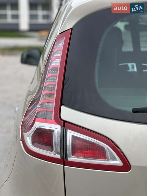 Минивэн Renault Scenic 2010 в Луцке фото 28 Минивэн Renault Scenic 2010 в Луцке