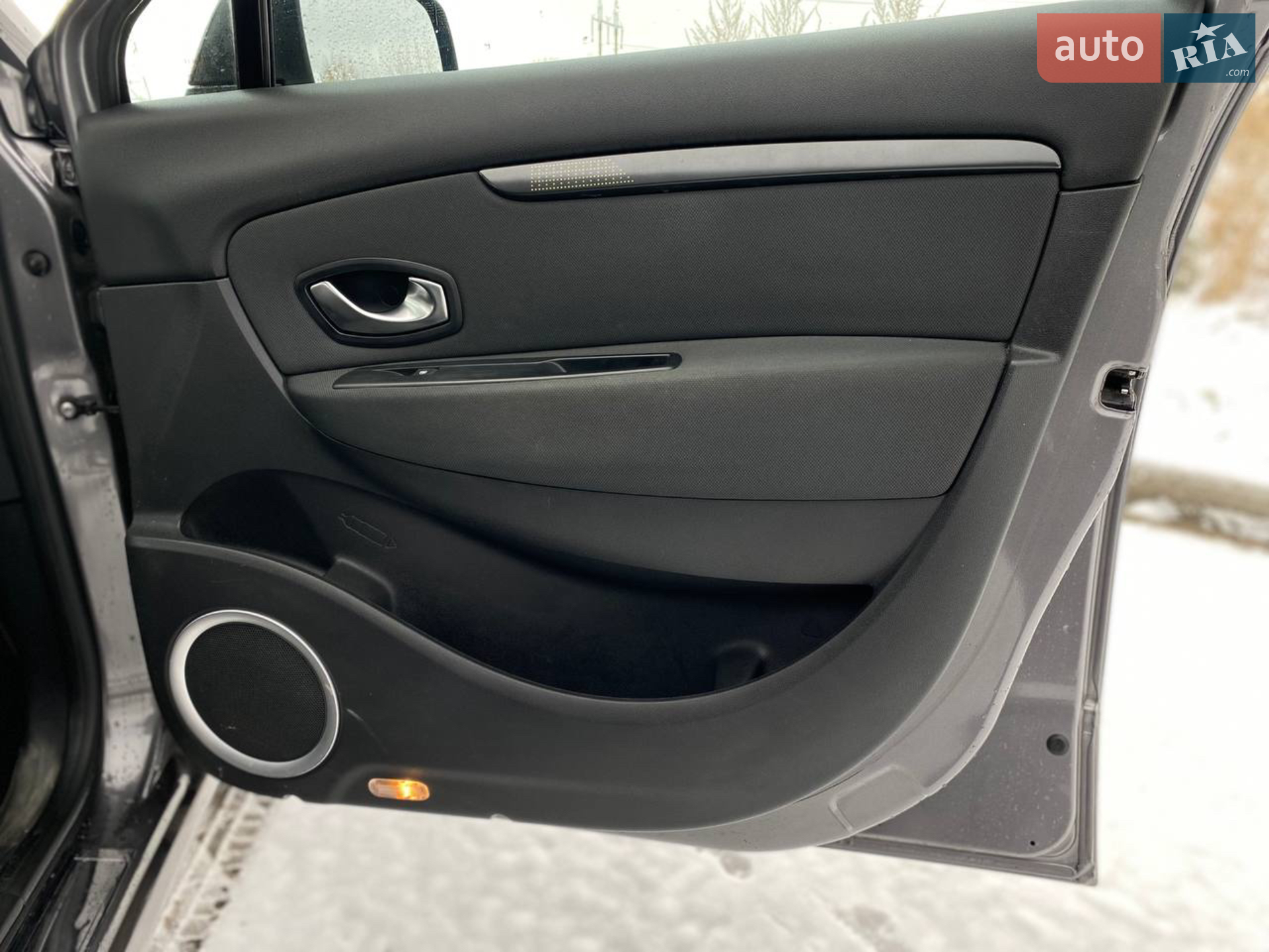 2010 Renault Scenic - мініатюра 10