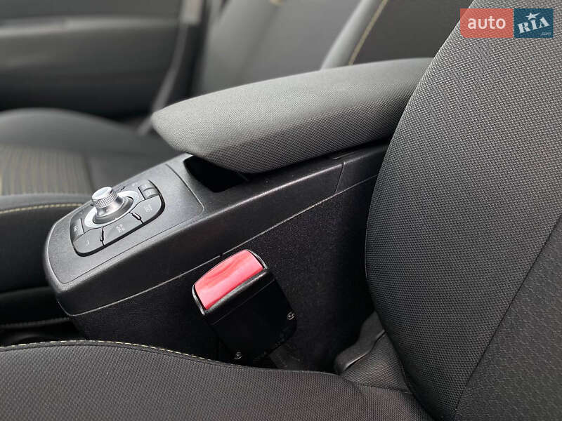 Минивэн Renault Scenic 2010 в Ровно фото 22 Минивэн Renault Scenic 2010 в Ровно