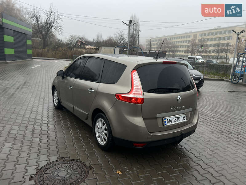 Минивэн Renault Scenic 2010 в Житомире