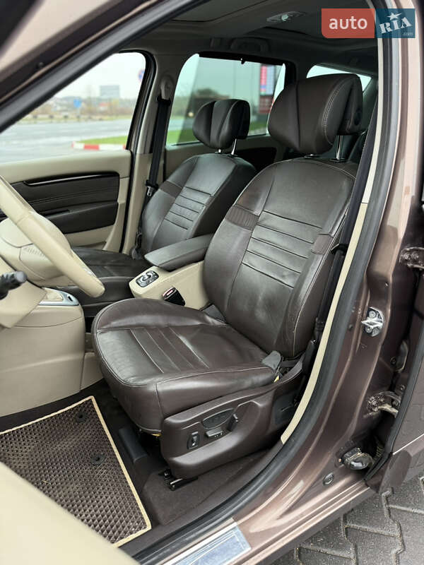 Минивэн Renault Scenic 2009 в Черновцах