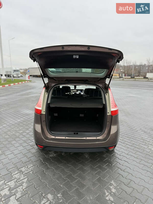 Минивэн Renault Scenic 2009 в Черновцах