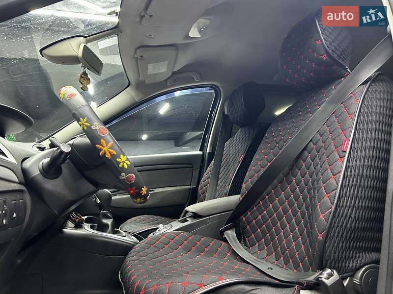 Минивэн Renault Scenic 2011 в Черновцах фото 9 Минивэн Renault Scenic 2011 в Черновцах