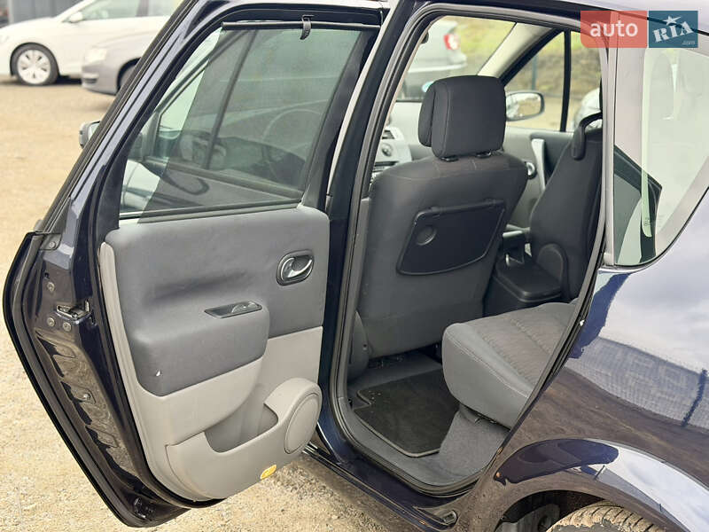 Мінівен Renault Scenic 2007 в Рівному