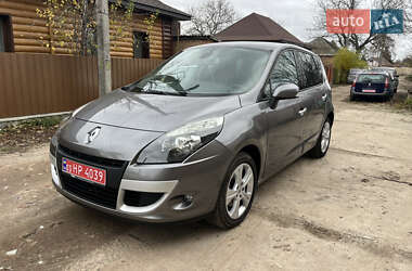 Минивэн Renault Scenic 2010 в Ахтырке