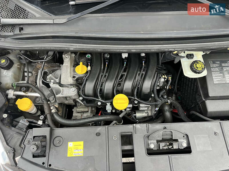 Мінівен Renault Scenic 2010 в Охтирці фото 58 Мінівен Renault Scenic 2010 в Охтирці