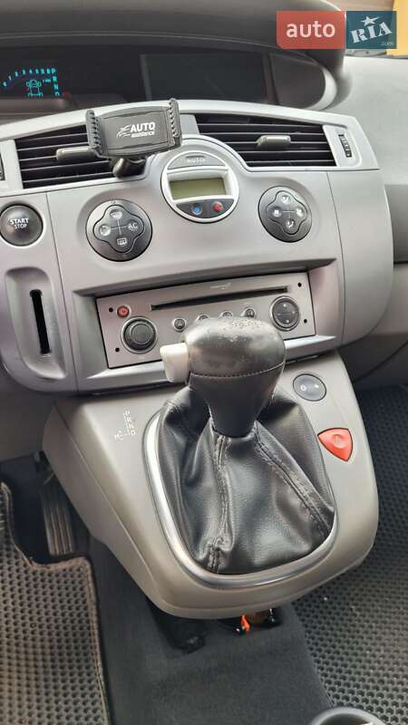Минивэн Renault Scenic 2007 в Якушинцах