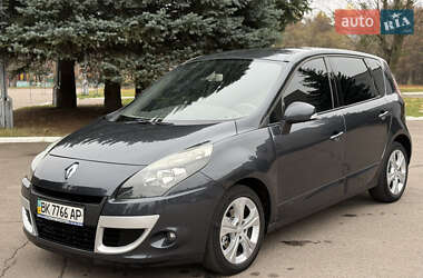 Минивэн Renault Scenic 2011 в Ровно
