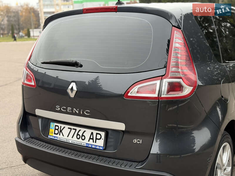 Минивэн Renault Scenic 2011 в Ровно