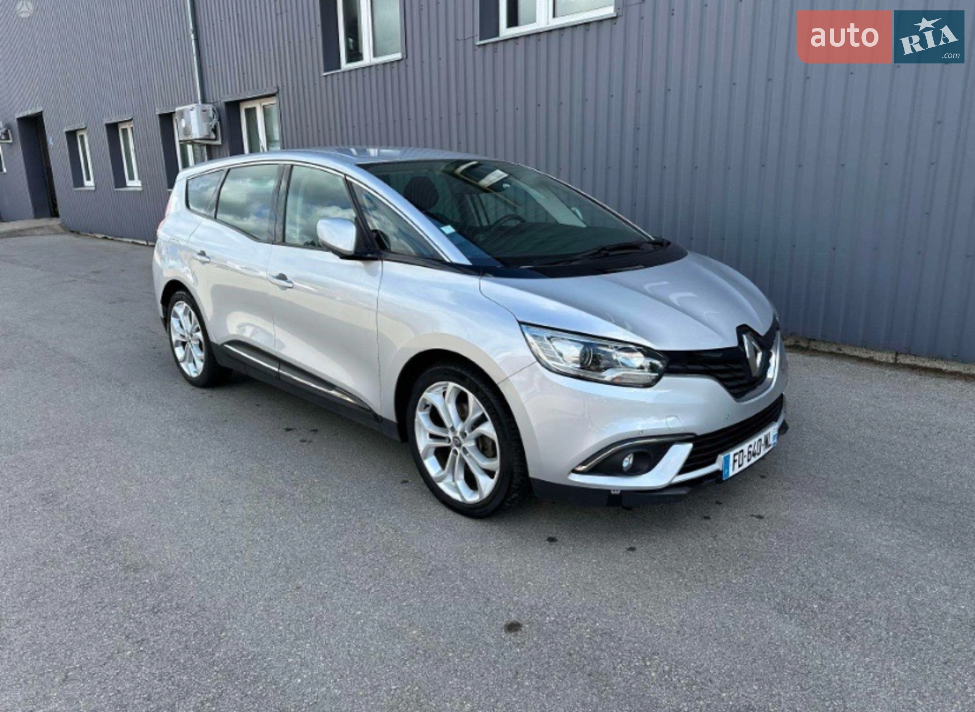 2018 Renault Scenic - мініатюра 2