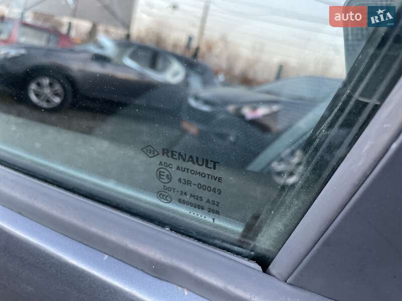 Мінівен Renault Scenic 2011 в Сумах