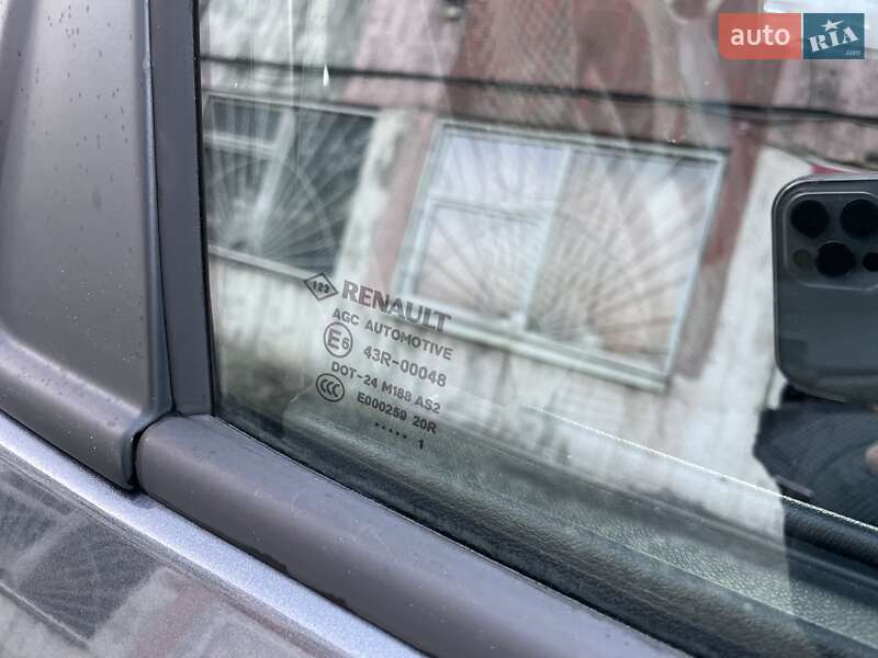 Мінівен Renault Scenic 2011 в Сумах