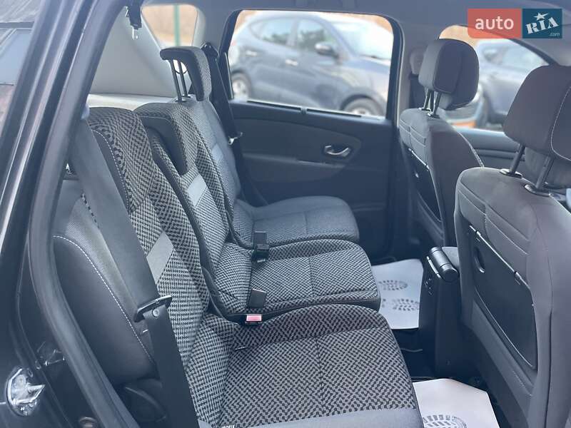 Мінівен Renault Scenic 2011 в Сумах