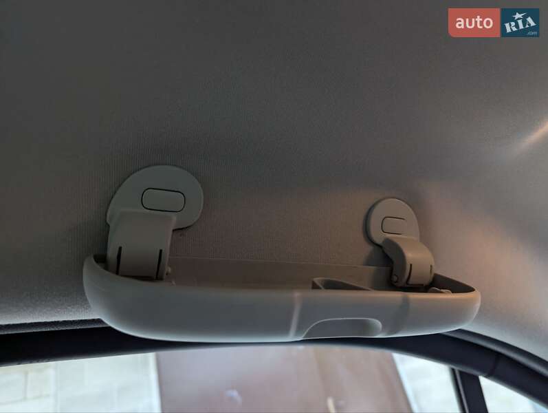 Мінівен Renault Scenic 2006 в Дубні