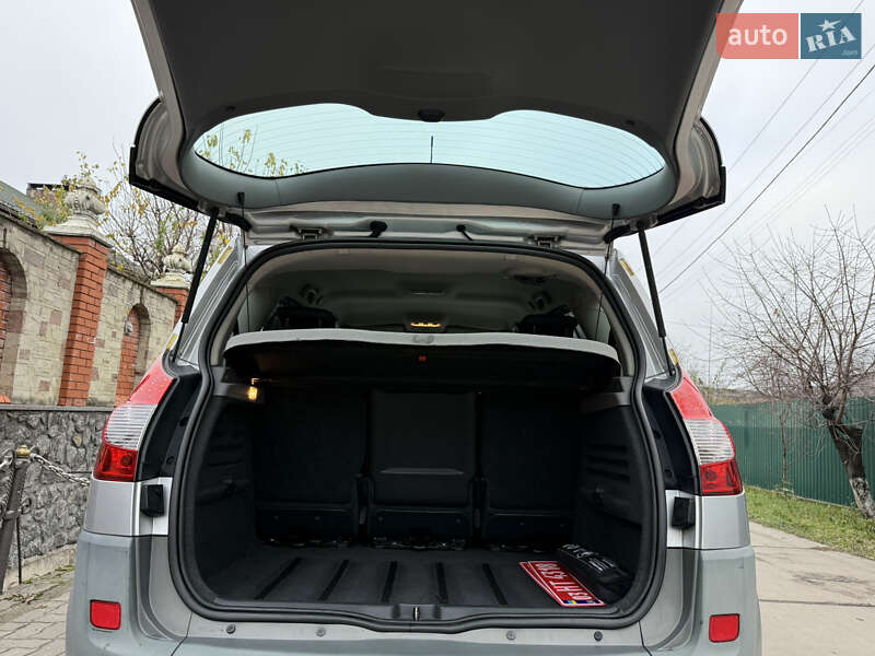 Минивэн Renault Scenic 2007 в Красилове