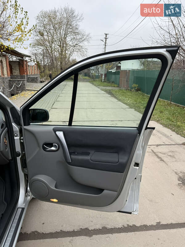 Минивэн Renault Scenic 2007 в Красилове