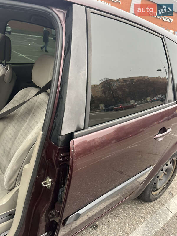 Минивэн Renault Scenic 2003 в Броварах