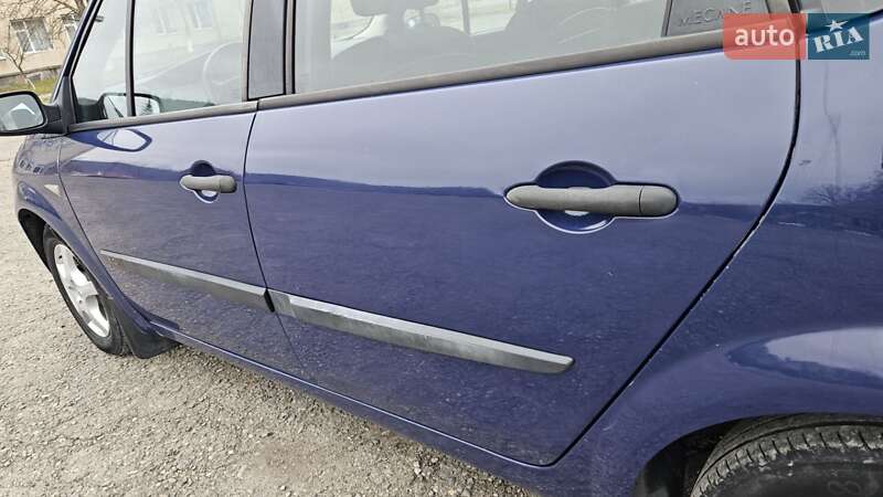 Мінівен Renault Scenic 2004 в Заліщиках