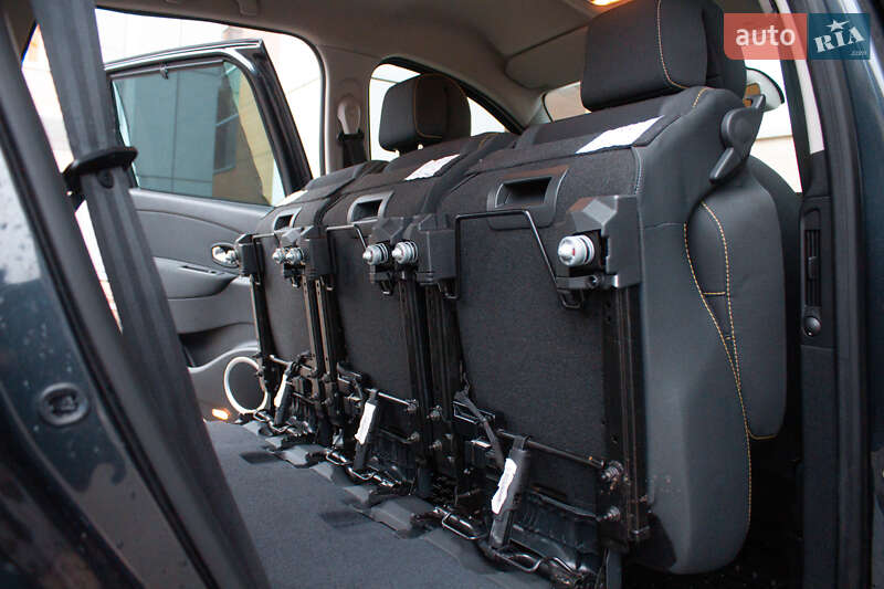 Минивэн Renault Scenic 2009 в Киеве