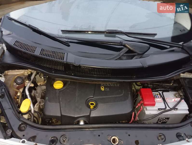 Мінівен Renault Scenic 2004 в Рожище