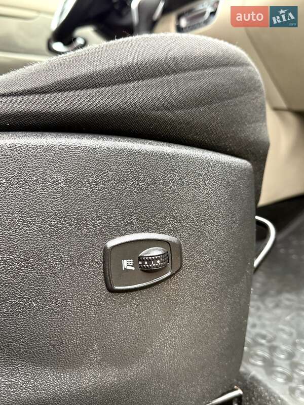 Минивэн Renault Scenic 2010 в Сарнах