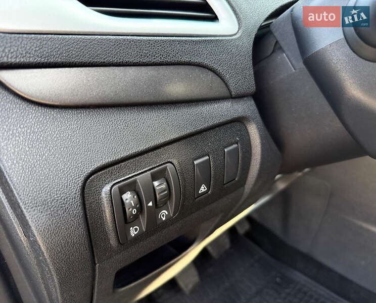 Мінівен Renault Scenic 2010 в Луцьку