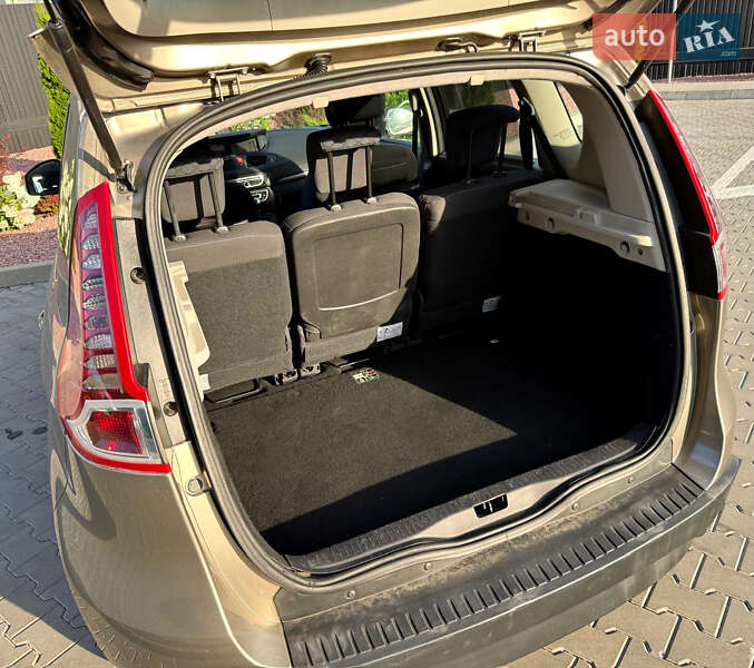 Мінівен Renault Scenic 2010 в Луцьку