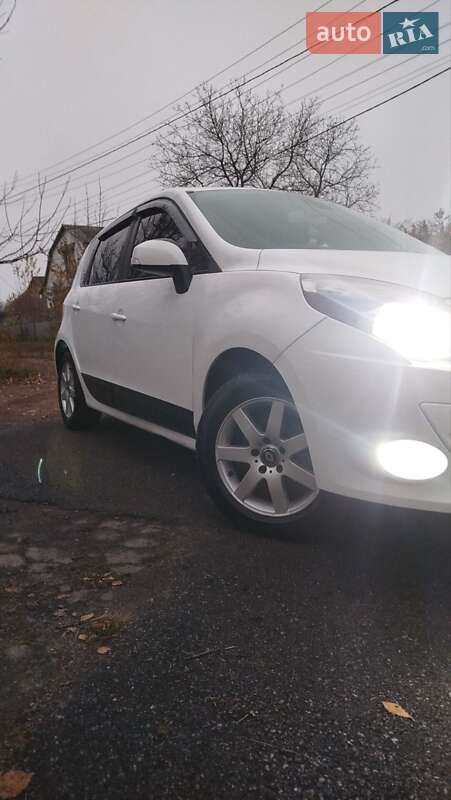 Минивэн Renault Scenic 2010 в Оратове фото 3 Минивэн Renault Scenic 2010 в Оратове