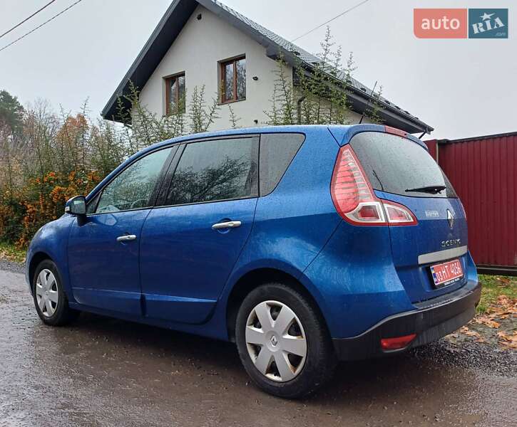 Мінівен Renault Scenic 2010 в Луцьку