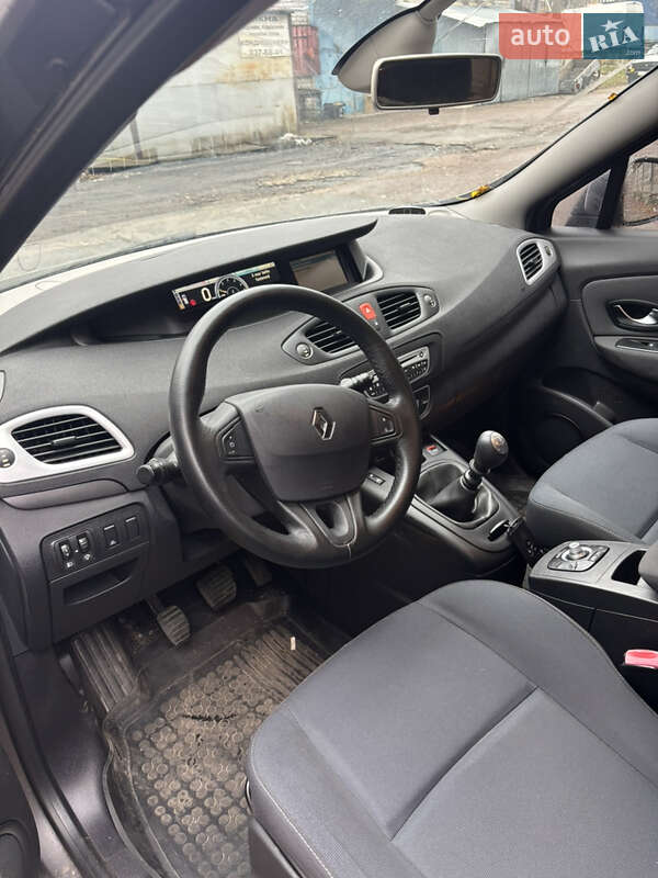 Мінівен Renault Scenic 2009 в Києві фото 11 Мінівен Renault Scenic 2009 в Києві