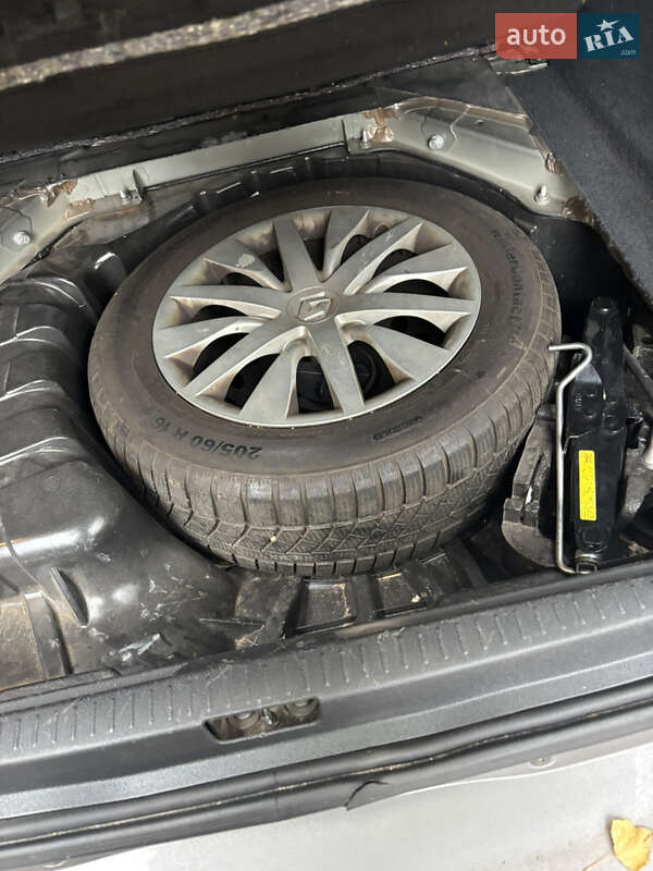 Мінівен Renault Scenic 2009 в Києві фото 17 Мінівен Renault Scenic 2009 в Києві