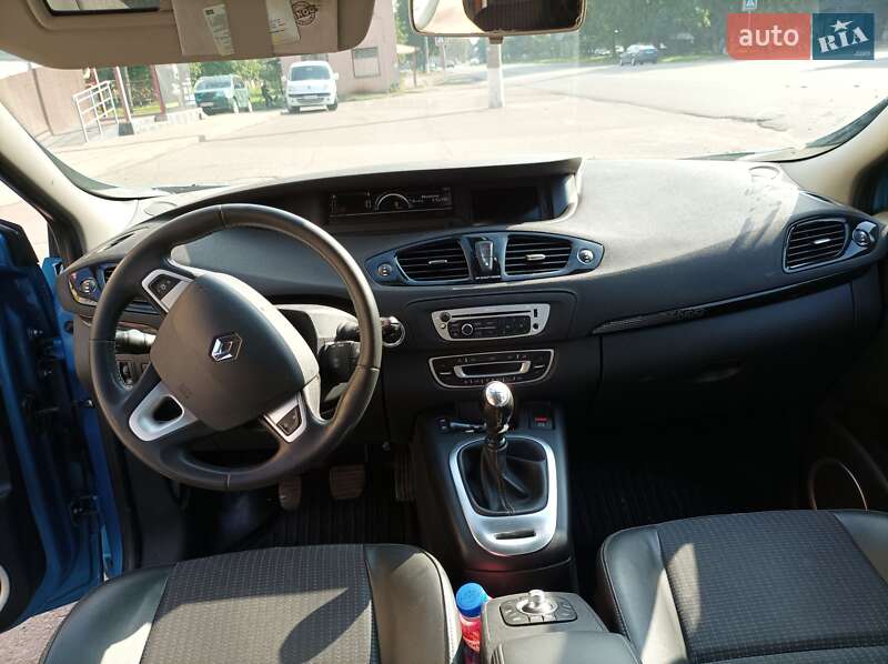 Мінівен Renault Scenic 2012 в Конотопі
